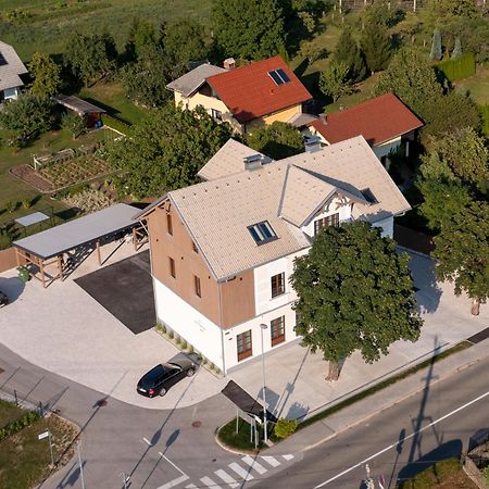 Kalan Boutique Stay Zirovnica Exterior foto
